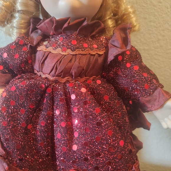 Vintage Dan Dee Collectors Edition Porcelain Doll - Picture 3 of 9
